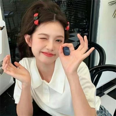 索女·丧尸·机关枪
